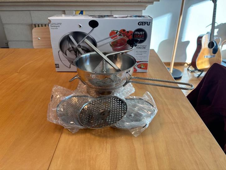 Passe-vite / Passeerzeef, Maison & Meubles, Cuisine | Ustensiles de cuisine, Comme neuf, Enlèvement