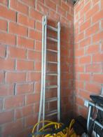 2 Dubbele dak schuif ladders groot, Doe-het-zelf en Bouw, Ladders en Trappen, Ophalen, Zo goed als nieuw, Ladder, Opvouwbaar of Inschuifbaar
