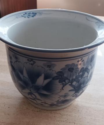 Bloempot delft blauw beschikbaar voor biedingen