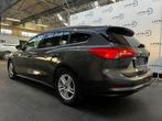 Ford Focus Clipper Connected 1.0i EcoBoost 125pk AUTOMAAT, Auto's, Euro 6, USB, Zilver of Grijs, 137 g/km