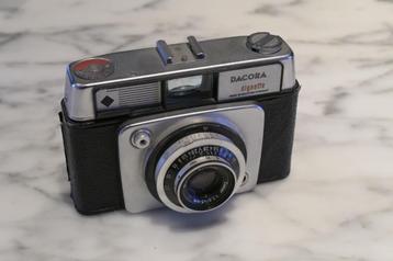 Dacora Dignette camera met Cassar 45mm/f:2.8