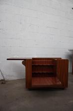 Ancien bar en acajou sur roulettes, Antiquités & Art, Enlèvement ou Envoi