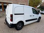PEUGEOT PARTNER ESSENCE UTILITAIRE 3 PLACES AIRCO 1 PROPR, Auto's, Voorwielaandrijving, Euro 5, Stof, 4 cilinders