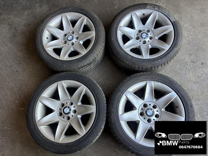 Set 17” style 81 sportvelgen BMW 5-Serie E39 incl reservewie, Auto-onderdelen, Banden en Velgen, Band(en), Zomerbanden, 17 inch