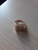 Goud ring met platinum bovenaan en kleine diamant, Handtassen en Accessoires, Ringen, Ophalen, Zo goed als nieuw, Goud, Goud