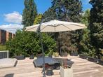 2 Zweefparasols, Ophalen, Verstelbaar, Nieuw, 2 tot 3 meter