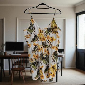 Playsuit bloemen print geel groen XL beschikbaar voor biedingen