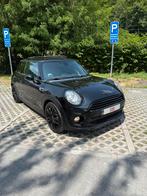 Mini Cooper 1.5 Turbo 136ch - Perfecte staat, Auto's, Mini, Euro 6, Zwart, Leder, Bedrijf