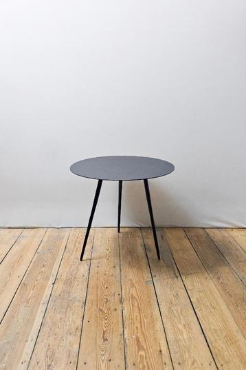 Originele bijzettafel - aperitief tafel - in metaal - zwart beschikbaar voor biedingen