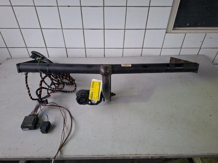 Trekhaak van een Skoda Fabia, Auto-onderdelen, Ophanging en Onderstel, Skoda, Gebruikt, 3 maanden garantie, Ophalen of Verzenden