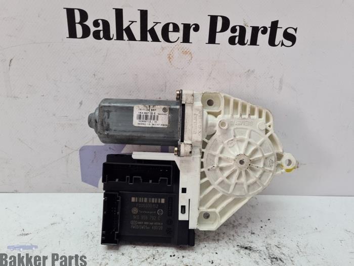 Moteur de vitre portière d'un Volkswagen Golf, Autos : Pièces & Accessoires, -, Volkswagen, -, 3 mois de garantie