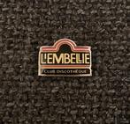 PIN - L'EMBELLIE - CLUB DISCOTHÈQUE, Collections, Envoi, Utilisé, Autres sujets/thèmes, Insigne ou Pin's