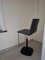 2 barkrukken, Ophalen, Leer, Zo goed als nieuw, 90 cm of meer