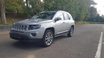 Jeep  Compass 2.0 Benzine  Automaat Bj.2014 Met 187.000 Km.  beschikbaar voor biedingen