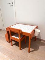 Bureau enfant+chaise pour artiste en herbe, Enfants & Bébés, Chambre d'enfant | Tables & Chaises