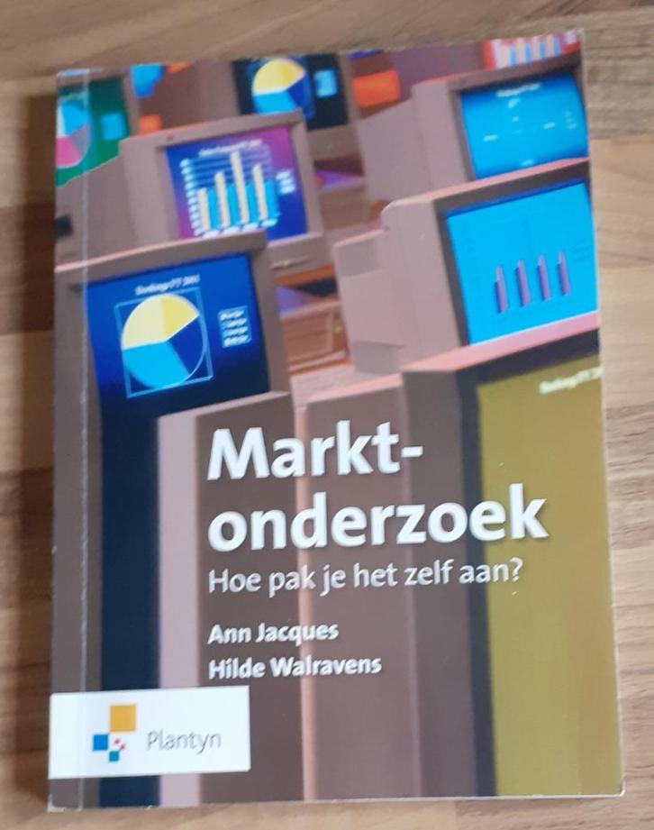 Studieboeken economie marketing, Boeken, Economie, Management en Marketing, Ophalen