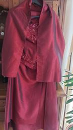 Ensemble de cérémonie taille 42, Ophalen of Verzenden, Zo goed als nieuw, Rood