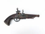 Réplique d'un pistolet à silex du XVIIIe siècle, Collections, Objets militaires | Général, Enlèvement ou Envoi