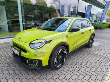 Abarth 600e TURISMO ELECTRIC PACK DESIGN* PACK TECH* PACK W beschikbaar voor biedingen