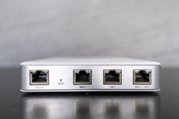 UniFi Security Gateway (USG) – Routeur, Enlèvement, Comme neuf, Routeur