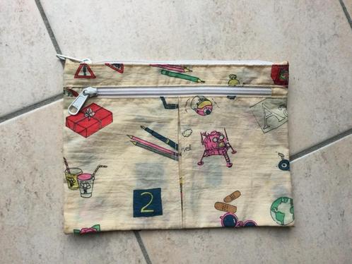 STOFFEN ETUI „PREISENTHEL” - MET MEERDERE VAKKEN, Antiek en Kunst, Antiek | Overige Antiek, Ophalen of Verzenden