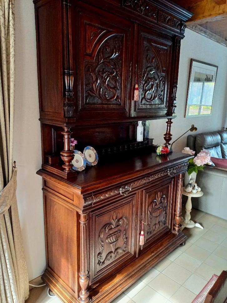 Kast met houtsnijwerk, Maison & Meubles, Armoires | Buffets, Utilisé, 200 cm ou plus, 100 à 150 cm, 50 à 75 cm, Avec tiroir(s)