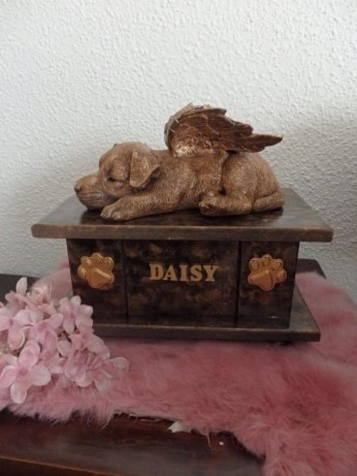 Jack Russel urnen set incl. beeldje handgemaakt, Dieren en Toebehoren, Honden-accessoires, Nieuw, Verzenden