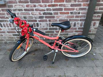 Meisjesfiets Decathlon beschikbaar voor biedingen