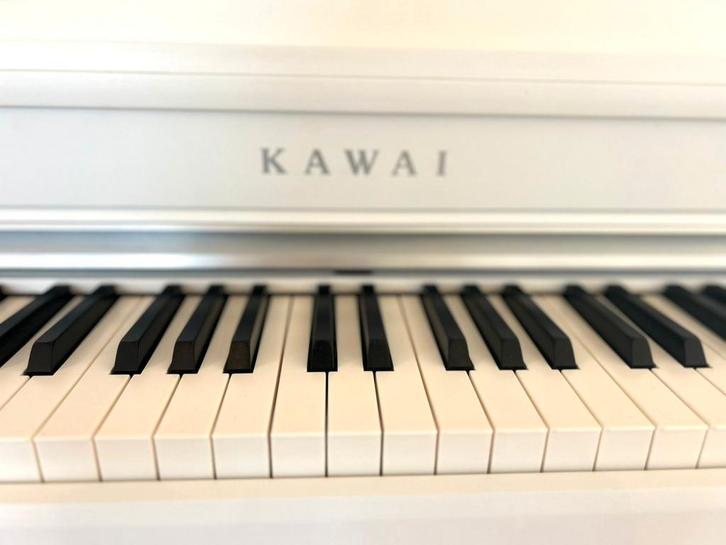 Kawai CN 39, Muziek en Instrumenten, Piano's, Zo goed als nieuw, Piano, Wit, Digitaal, Ophalen