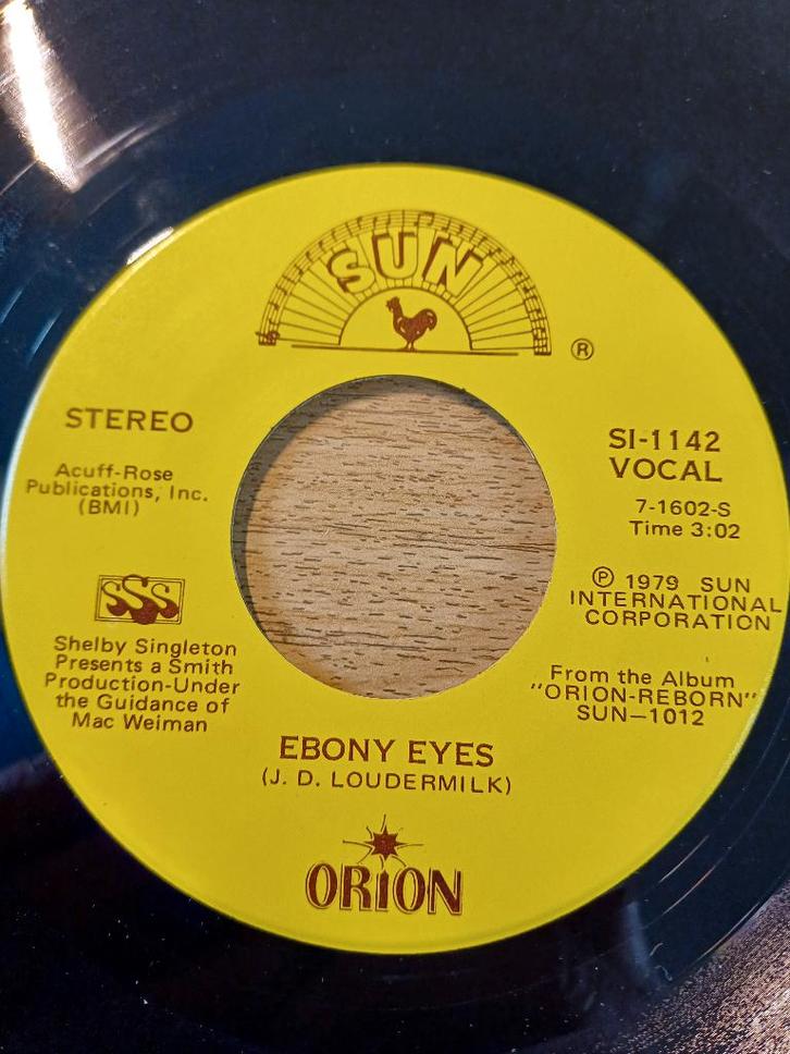 Orion – Ebony Eyes   Country rock  nMINT, Cd's en Dvd's, Vinyl Singles, Zo goed als nieuw, Single, Country en Western, 7 inch