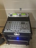 Perfect onderhouden dj-set met bijhorende speakers, Ophalen, Zo goed als nieuw, Dj-set