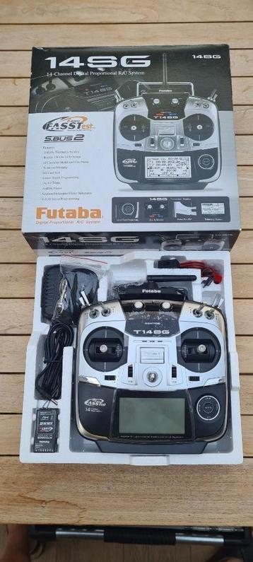Futaba T14SG + R7008SB