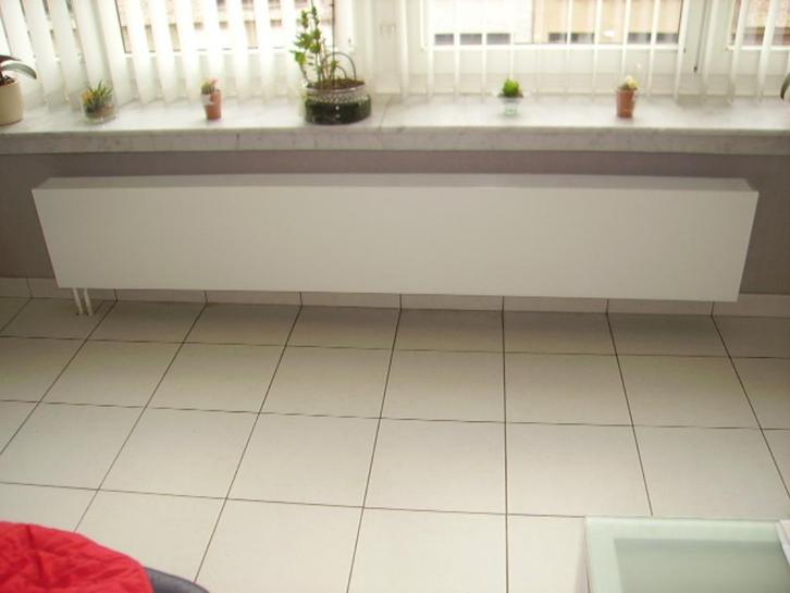 CV paneelradiator met Sentimo radiatorbekleding, Doe-het-zelf en Bouw, Verwarming en Radiatoren, Gebruikt, Radiator, 30 tot 80 cm
