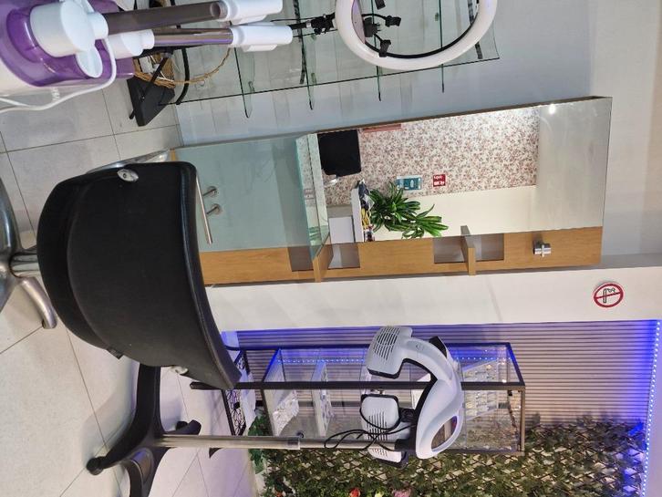 Te huur stoelen in  de kapper salon, Diversen, Overige Diversen, Nieuw, Ophalen