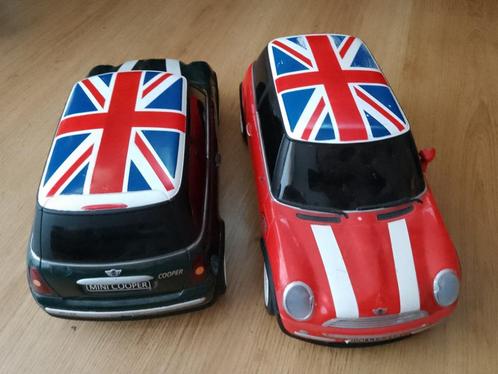 BMW Mini COOPER Red & Union Jack Top 1/12 Scale Electric Toy, Hobby & Loisirs créatifs, Voitures miniatures | 1:5 à 1:12, Utilisé