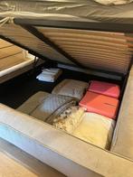 Kofferbed, Huis en Inrichting, Slaapkamer | Boxsprings, Beige, 180 cm, Zo goed als nieuw, Ophalen