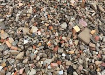 gemengd fijngemaakt of bricaillon of aarde  beschikbaar voor biedingen