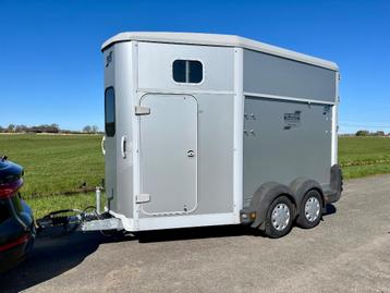 Heeeeeeeel mooie tweepaards Ifor HB511 bouwjaar 2016, Enlèvement ou Envoi, Comme neuf, Aluminium, Remorque 2 chevaux