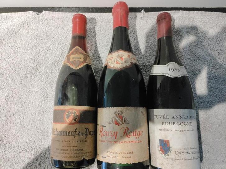 3 oude flessen wijn, Verzamelen, Wijnen, Gebruikt, Ophalen of Verzenden