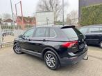 Volkswagen Tiguan 1.4 TSI Sound Edition * 1 JAAR GARANTIE *, Voorwielaandrijving, 4 deurs, Stof, Gebruikt