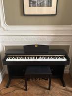 Yamaha Clavinova CLP-320 digitale piano, Muziek en Instrumenten, Ophalen, Bruin, Digitaal, Zo goed als nieuw