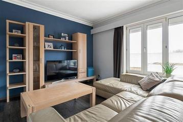 Massief eik salontafel tvmeubel beschikbaar voor biedingen