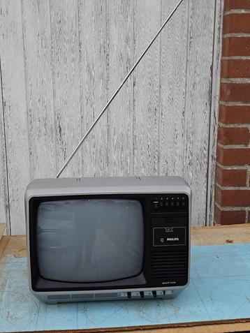 Oude draagbare Philips televisie TX beschikbaar voor biedingen