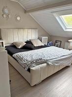 Hoogwaardig gloednieuw bed met matras te koop, Overige kleuren, Nieuw, Twijfelaar, 200 cm