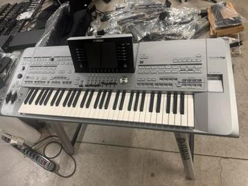 Yamaha tyros 5 61 toetsen beschikbaar voor biedingen