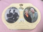BLIKKEN DOOS KONING ALBERT & KONINGIN PAOLA 50 JAAR GETROUWD, Verzamelen, Koningshuis en Royalty, Ophalen of Verzenden, Zo goed als nieuw