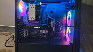 GAME PC i7 7700K GTX 1070 8gb RAM 16GB  beschikbaar voor biedingen