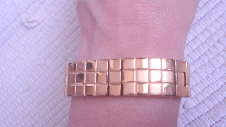 Stevige, goudkleurige schakelarmband - Bigor Fredero, Handtassen en Accessoires, Armbanden, Ophalen