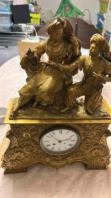 Horloge Leila et Le Giaour, France, vers 1830, Enlèvement
