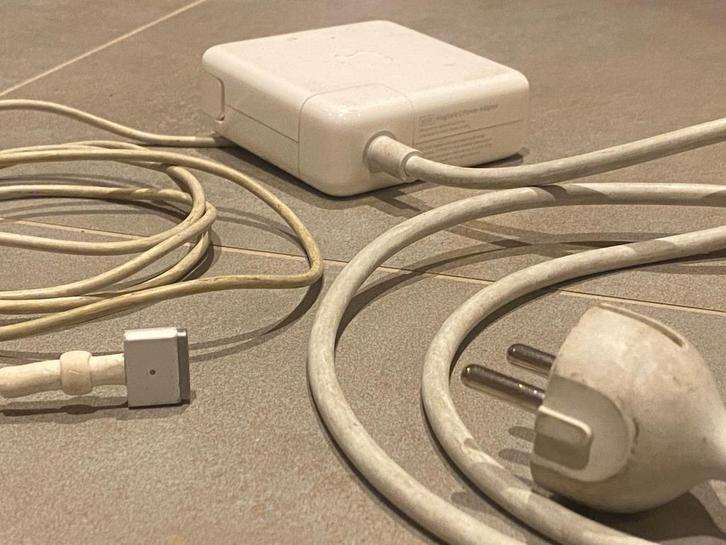 Apple Magsafe 2 netvoeding 85W laadkabel wit, Computers en Software, Laptop-opladers, Gebruikt, Ophalen of Verzenden